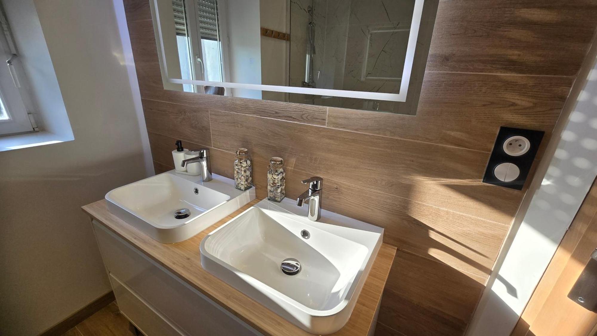 Arkana, Appartement Avec 2 Places De Parking Dole Luaran gambar